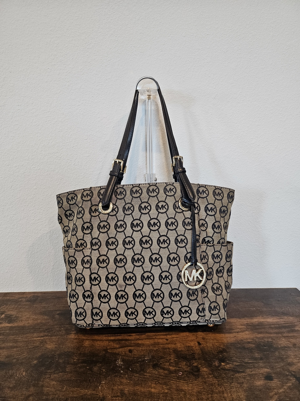 Michael Kors Jet Set Logo Tote
